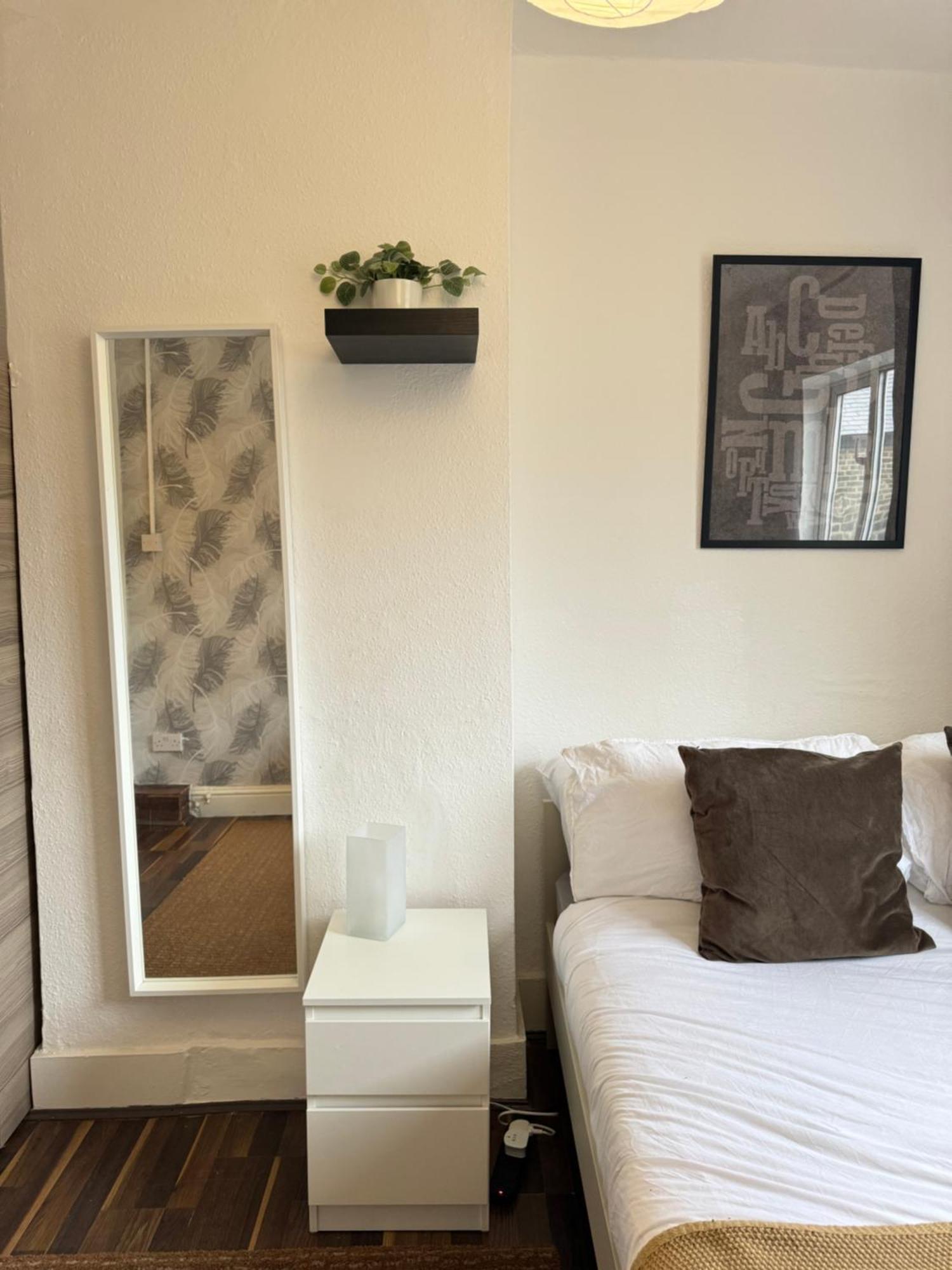 לונדון 2 Bed Apt Sofa Bed Up To 6 מראה חיצוני תמונה
