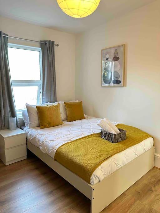 לונדון 2 Bed Apt Sofa Bed Up To 6 מראה חיצוני תמונה