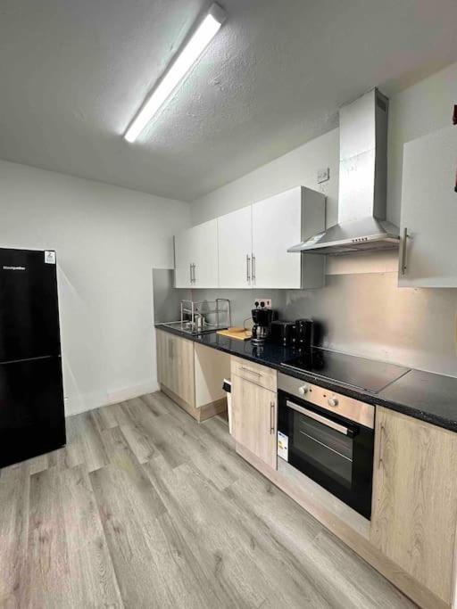 לונדון 2 Bed Apt Sofa Bed Up To 6 מראה חיצוני תמונה
